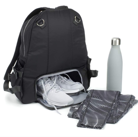 Storksak Hero black backpack - Picture 3 of 13